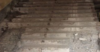 Демонтаж ступеней в соколе: гранитные, деревянные, ЖБ - расценка в смете от 317 руб.